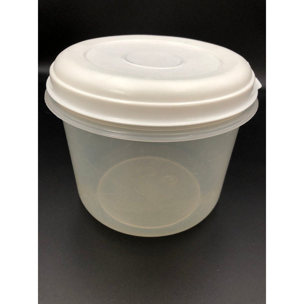 Vintage Rubbermaid Servin Saver No 9 Round 10 cup container clear/white lid 80s
